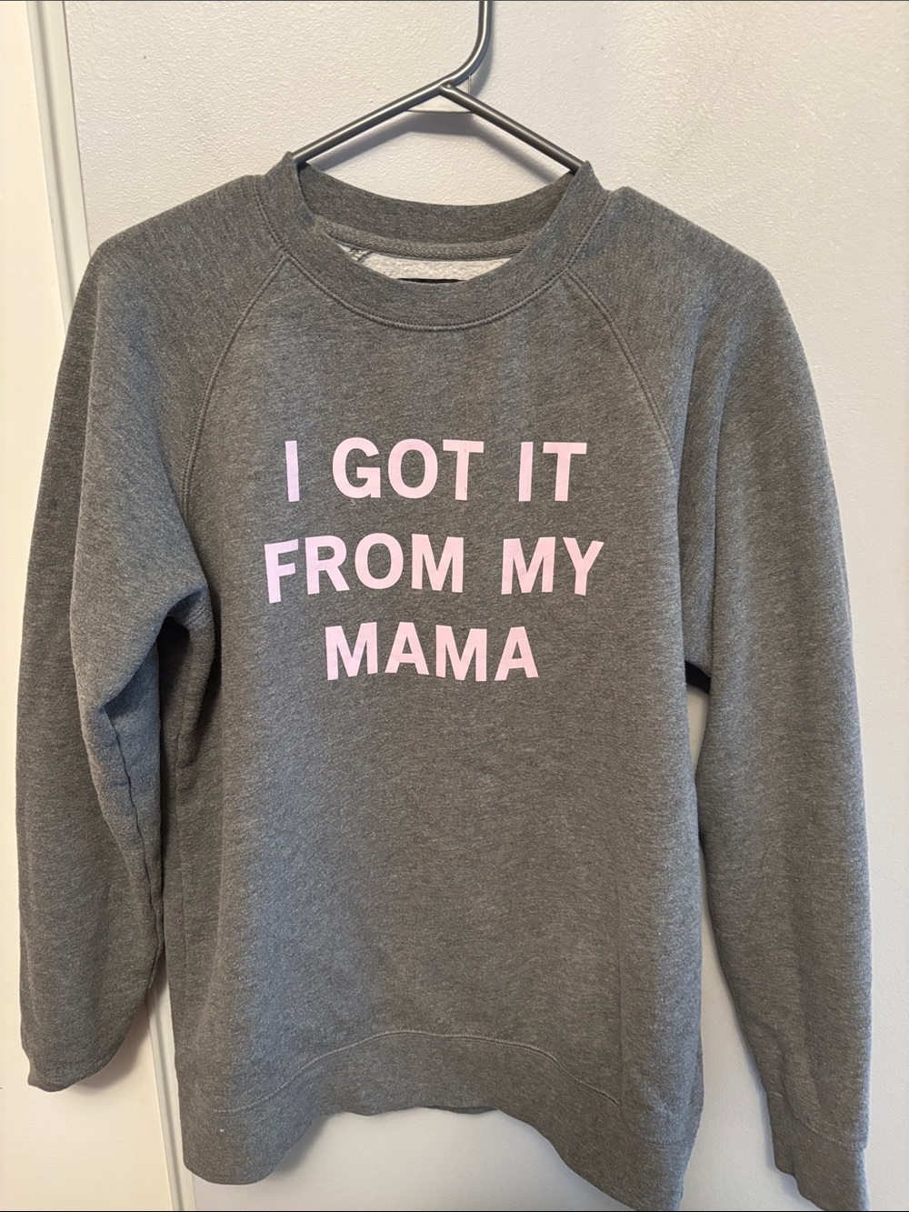 Brunette WomenSweatshirt with Pink 'I Got It From My Mama' Graphic